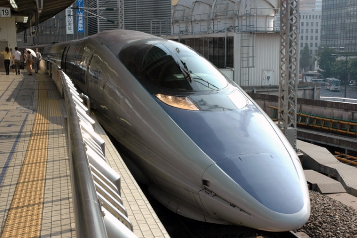 High Speed Train